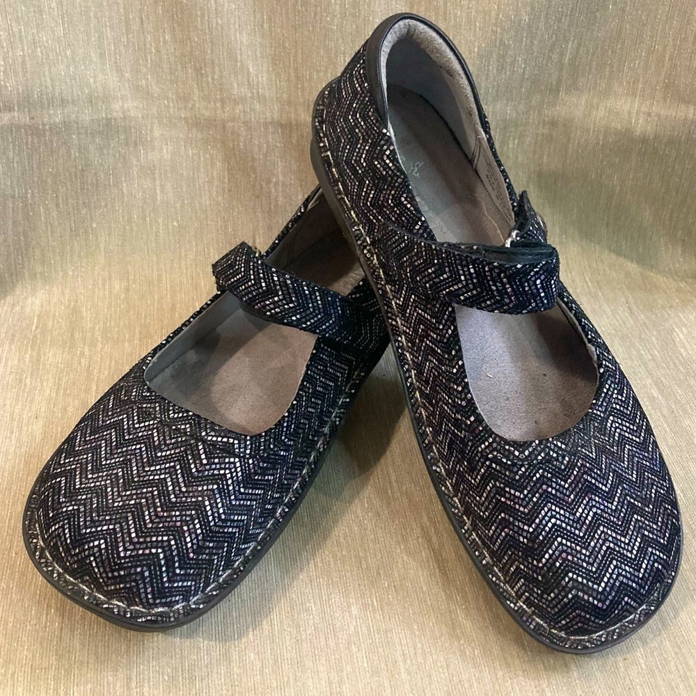 ALEGRIA Sz 39 Belle Mary Herringbone Comfort Sole Velcro Closure Leather Sandals